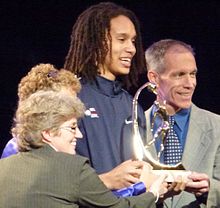 220px-Brittney_Griner_accepting_Wade_Trophy_2