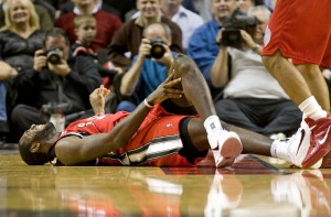 A sight most fans have become accustomed to, Greg Oden wincing in pain after another injury.