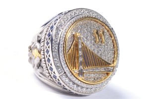Warriors Championship Rings Front Klay Thompson